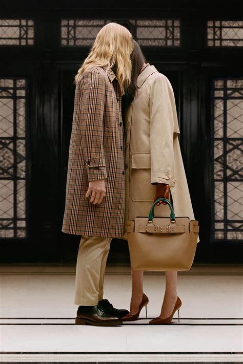 burberry spring summer 2019 vogue|Burberry Resort 2019 Collection .